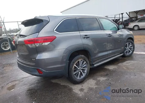 2018 Toyota Highlander Xle z USA, uszkodzony, nr VIN 5TDKZRFH7JS542632